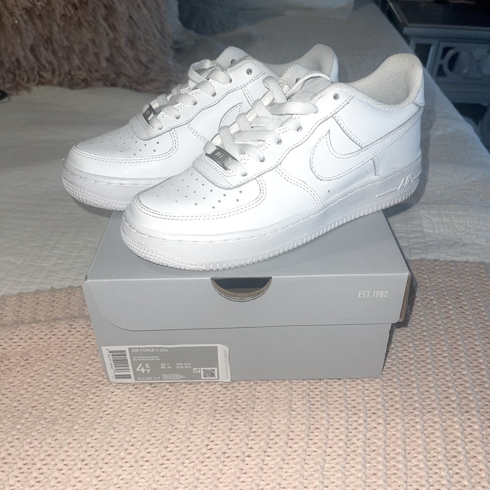 ONLY WORN ONCE!!!
